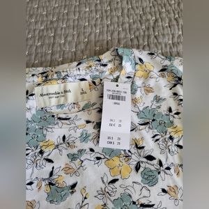 Men's Abercrombie & Fit T-shirt